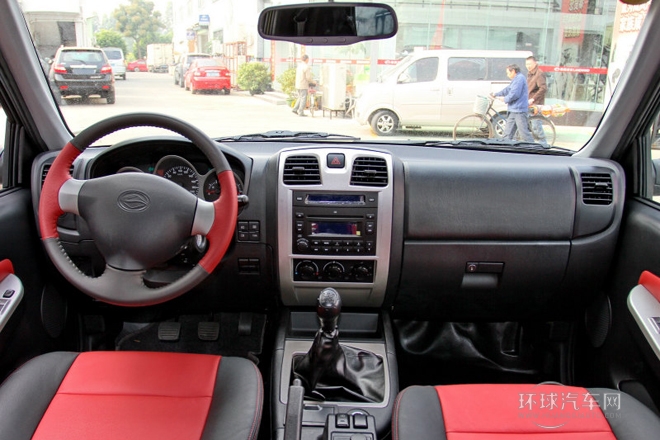 2013款 2.0T 四驅柴油版