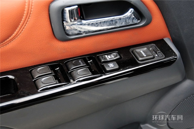 2013款 2.0T歐洲版 兩驅精英型 6MT小雙排