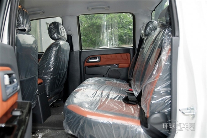 2013款 2.0T歐洲版 兩驅精英型 6MT小雙排