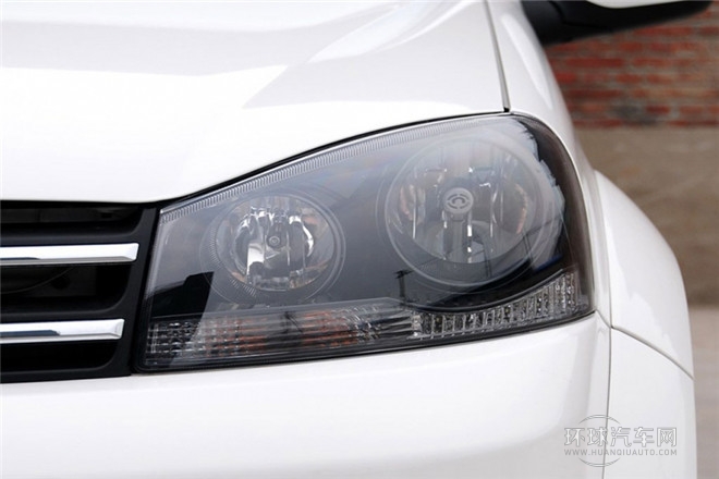 2013款 2.0T歐洲版 兩驅(qū)精英型 6MT小雙排