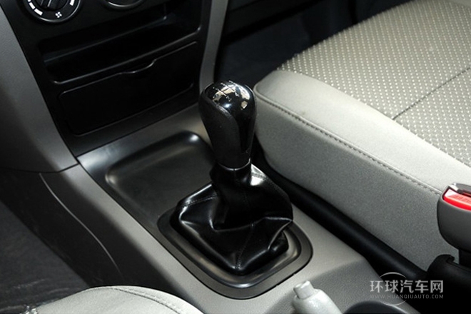 2014款 1.5L 手動(dòng)標(biāo)準(zhǔn)型7座 國(guó)V