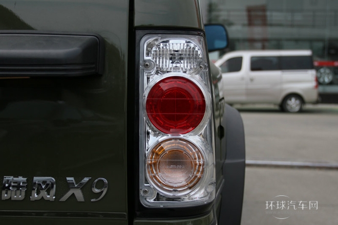 2011款 2.8T 四驅超值柴油