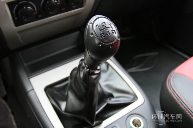 2011款 2.8T 四驅豪華柴油