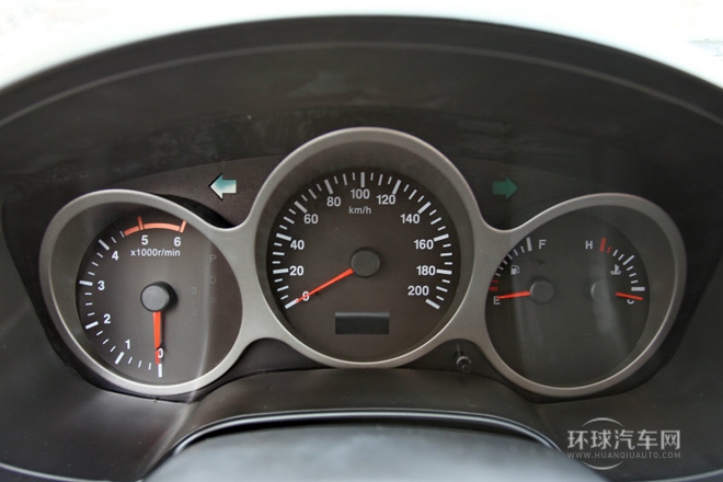 2011款 2.8T 四驅豪華柴油