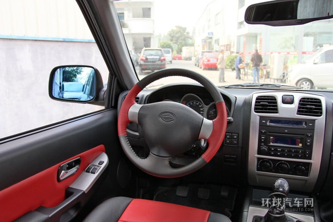 2011款 2.8T 四驅(qū)豪華柴油