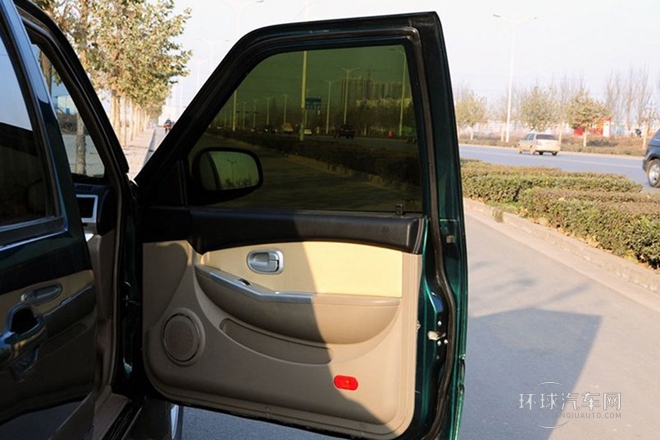 2009款 2.2L豪華型短軸版