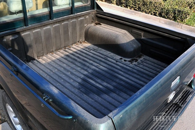 2009款 2.2L豪華型短軸版