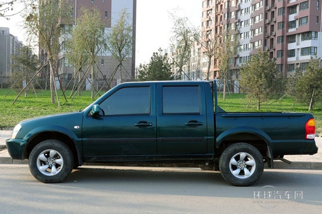 2009款 2.2L豪華型短軸版