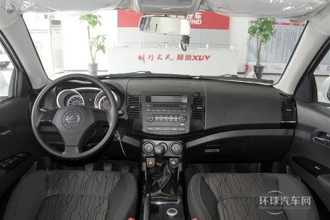 探索版 2.0T 汽油4x4超豪華型