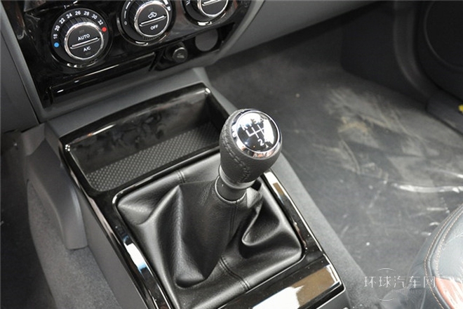 2013款 2.0T歐洲版 兩驅領航型 6MT小雙排