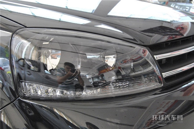 2013款 2.0T歐洲版 兩驅(qū)領(lǐng)航型 6MT小雙排