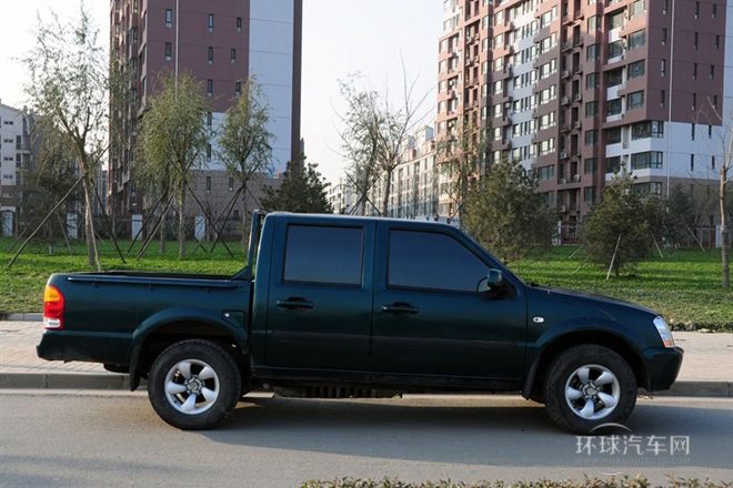 2009款 2.4T豪華型短軸版