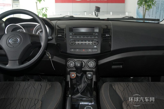 探索版 2.0T 柴油4X4豪華型