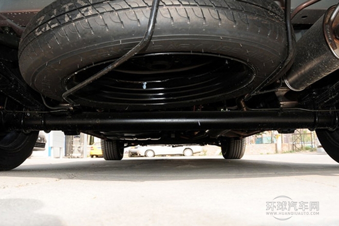 2014款 1.5L 手動標準型5座 國V