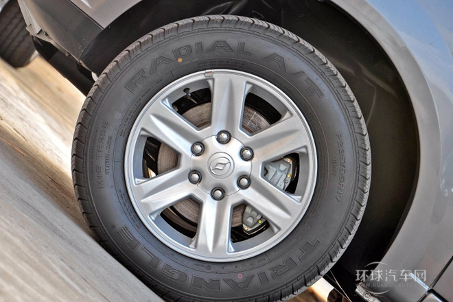 2012款 2.4L至尊版 兩驅(qū)汽油標(biāo)準(zhǔn)型