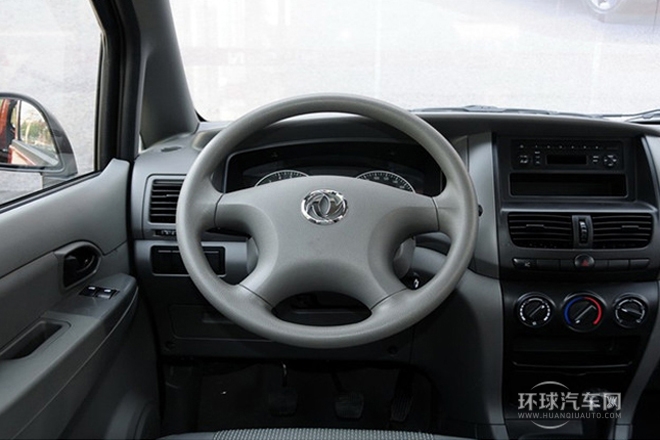 2014款 1.5L 手動(dòng)標(biāo)準(zhǔn)型5座 國(guó)V