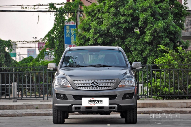 2012款 2.4L至尊版 兩驅(qū)汽油標(biāo)準(zhǔn)型