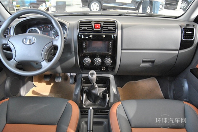 2013款 2.4L歐洲版 兩驅(qū)精英型小雙排