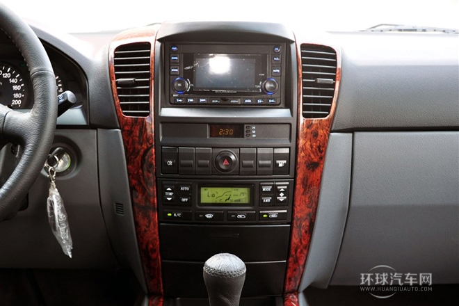 2012款 3.2T至尊版 兩驅(qū)柴油標準型