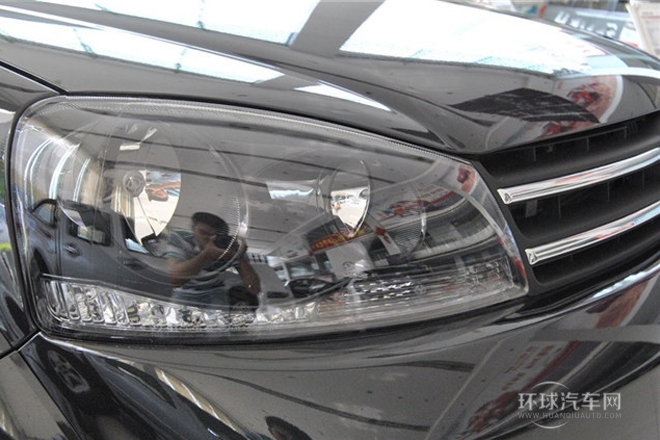 2013款 2.4L歐洲版 兩驅(qū)精英型小雙排