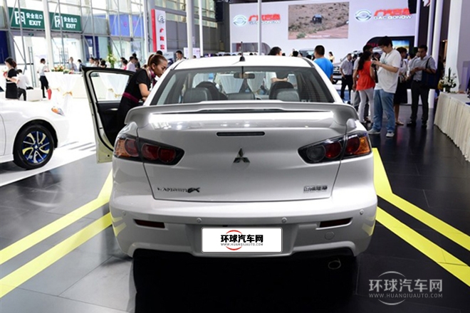 2014款 競速版 1.8L 手動舒適型