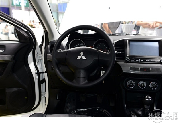 2014款 競速版 1.8L 手動舒適型