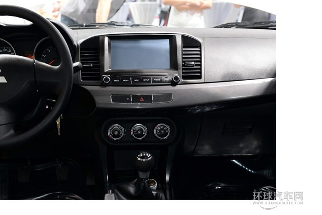 2014款 競速版 1.8L 手動舒適型