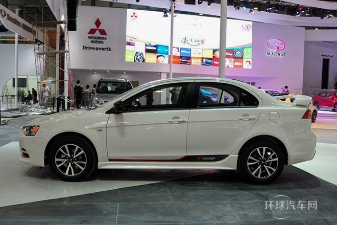 2014款 競速版 1.8L CVT舒適型