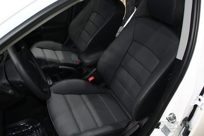 2014款 競速版 1.8L CVT舒適型