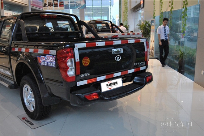 2013款 2.4L歐洲版 兩驅領航型小雙排