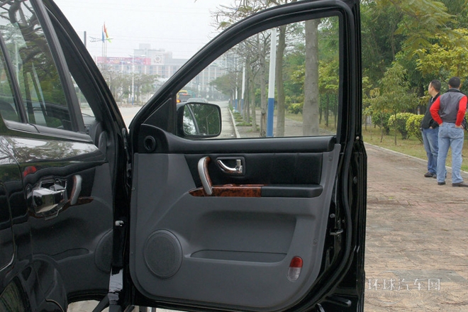 2012款 2.0L 兩驅(qū)公務(wù)版