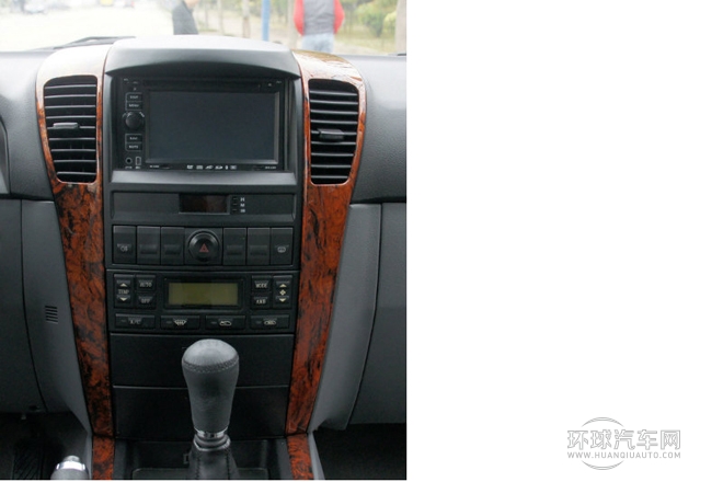 2012款 2.0L 兩驅公務版