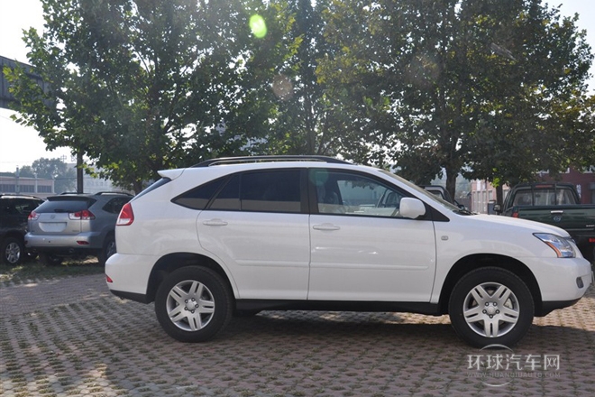 2011款 2.0L 超豪華型