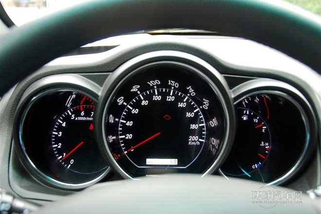 2011款 2.4L 超豪華型