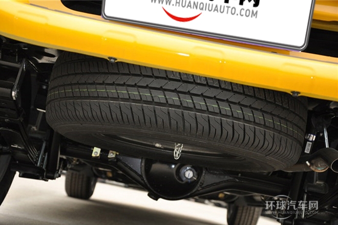 2013款 2.4L歐洲版 兩驅(qū)領(lǐng)航型大雙排