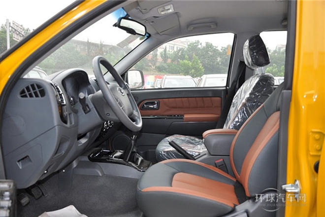 2013款 2.4L歐洲版 兩驅(qū)領(lǐng)航型大雙排