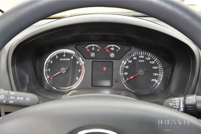 2013款 2.4L歐洲版 兩驅領航型大雙排