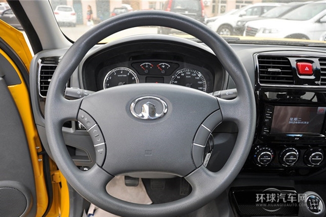 2013款 2.4L歐洲版 兩驅(qū)領(lǐng)航型大雙排