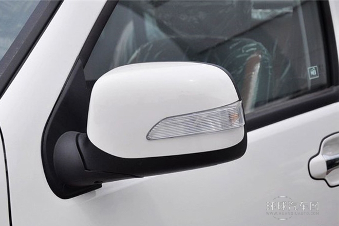 2013款 2.4L歐洲版 四驅精英型小雙排