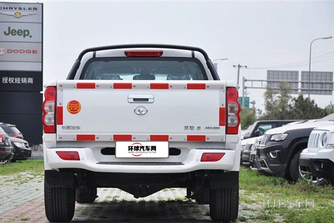 2013款 2.4L歐洲版 四驅精英型小雙排