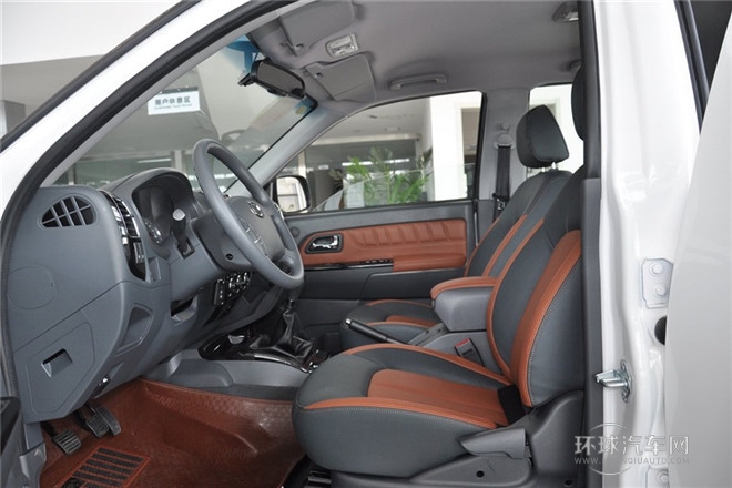 2013款 2.4L歐洲版 四驅精英型大雙排