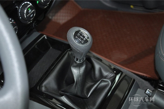 2013款 2.4L歐洲版 四驅精英型大雙排