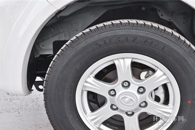 2013款 2.4L歐洲版 四驅(qū)領(lǐng)航型小雙排