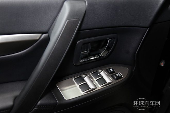 2015款 3.0L 精英版 國IV