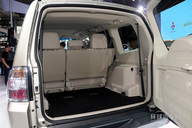 2015款 3.0L 精英版 國V