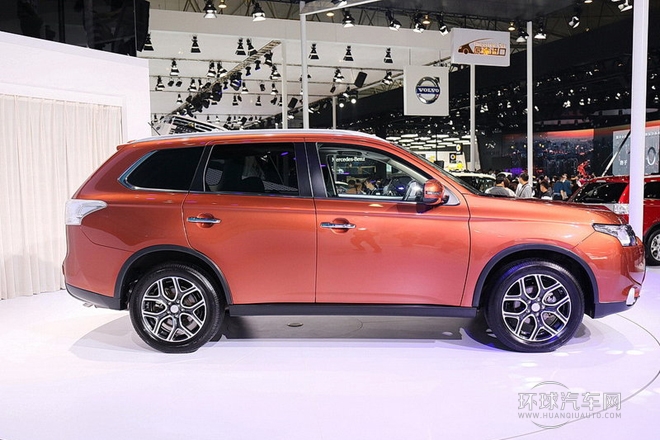 2014款 2.0L 兩驅運動超值版 5座