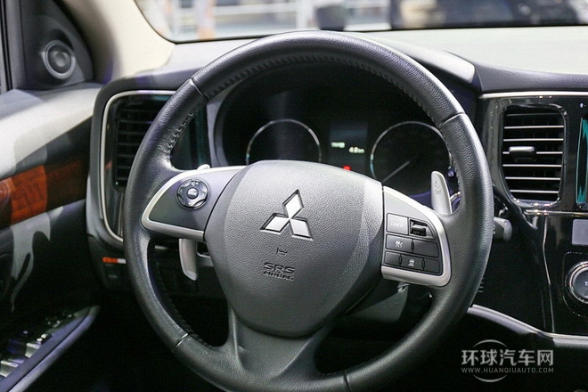 2014款 2.0L 兩驅(qū)運(yùn)動超值版 5座