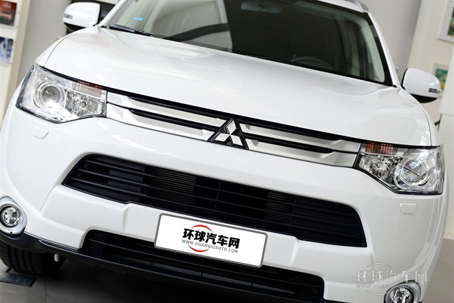 2014款 2.4L 四驅(qū)豪華超值版 5座