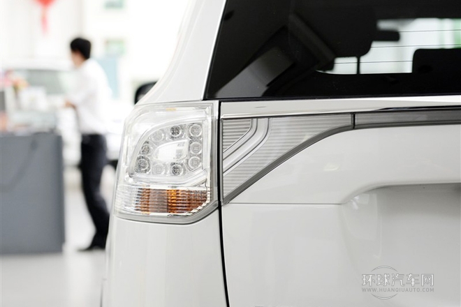 2014款 2.4L 四驅(qū)豪華超值版 5座