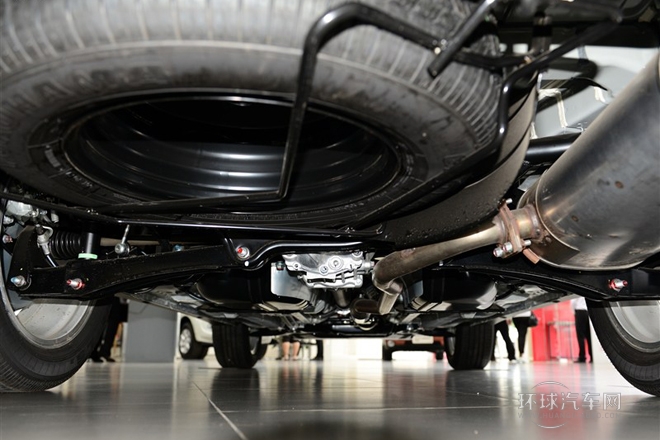 2014款 2.4L 四驅(qū)豪華超值版 5座